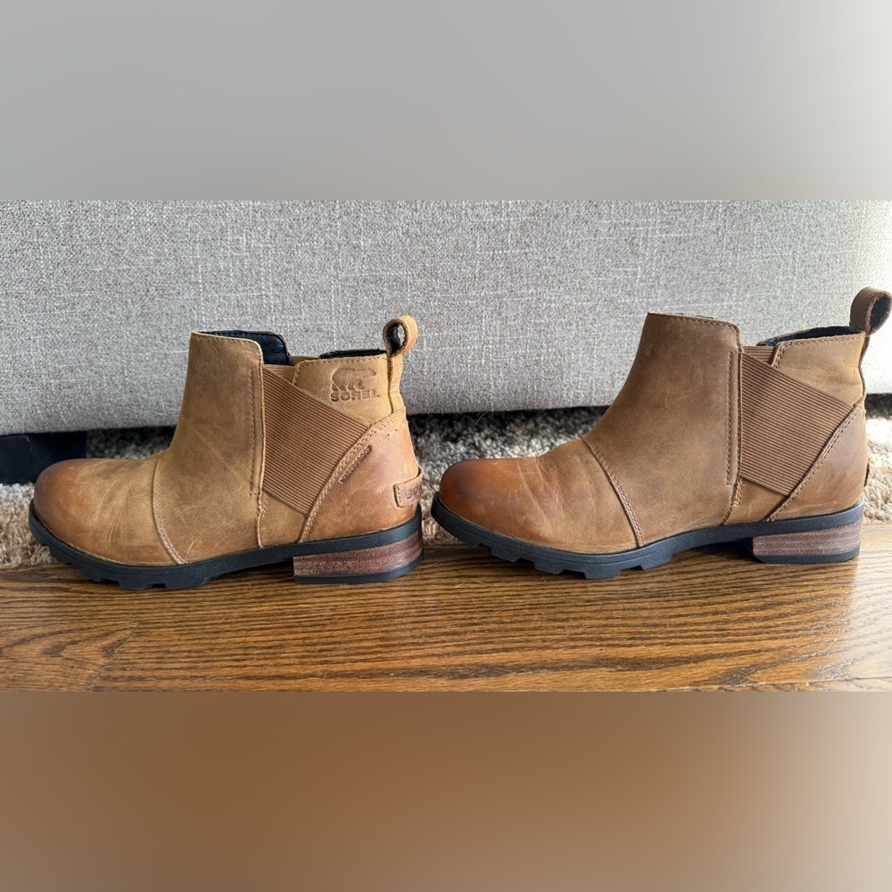 Sorel Emilie Waterproof Chelsea Boots – Women’s 7 - Picture 4 of 10